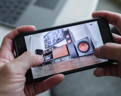 Robot Caméra WiFi 1080P avec Audio et Vidéo en Temps Réel | Restez en Communication à Distance